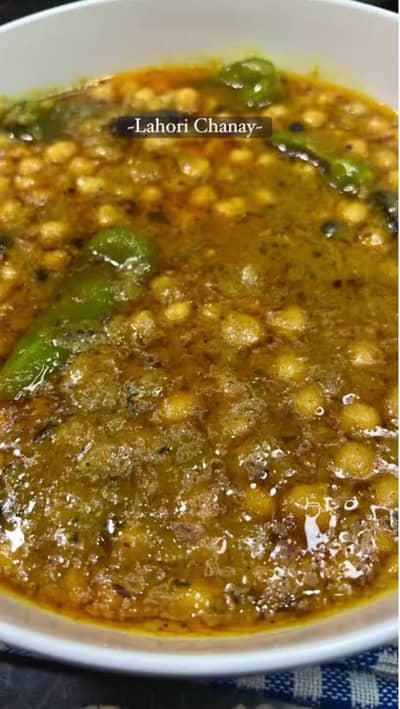 Authentic Lahori Chanay Required Maker