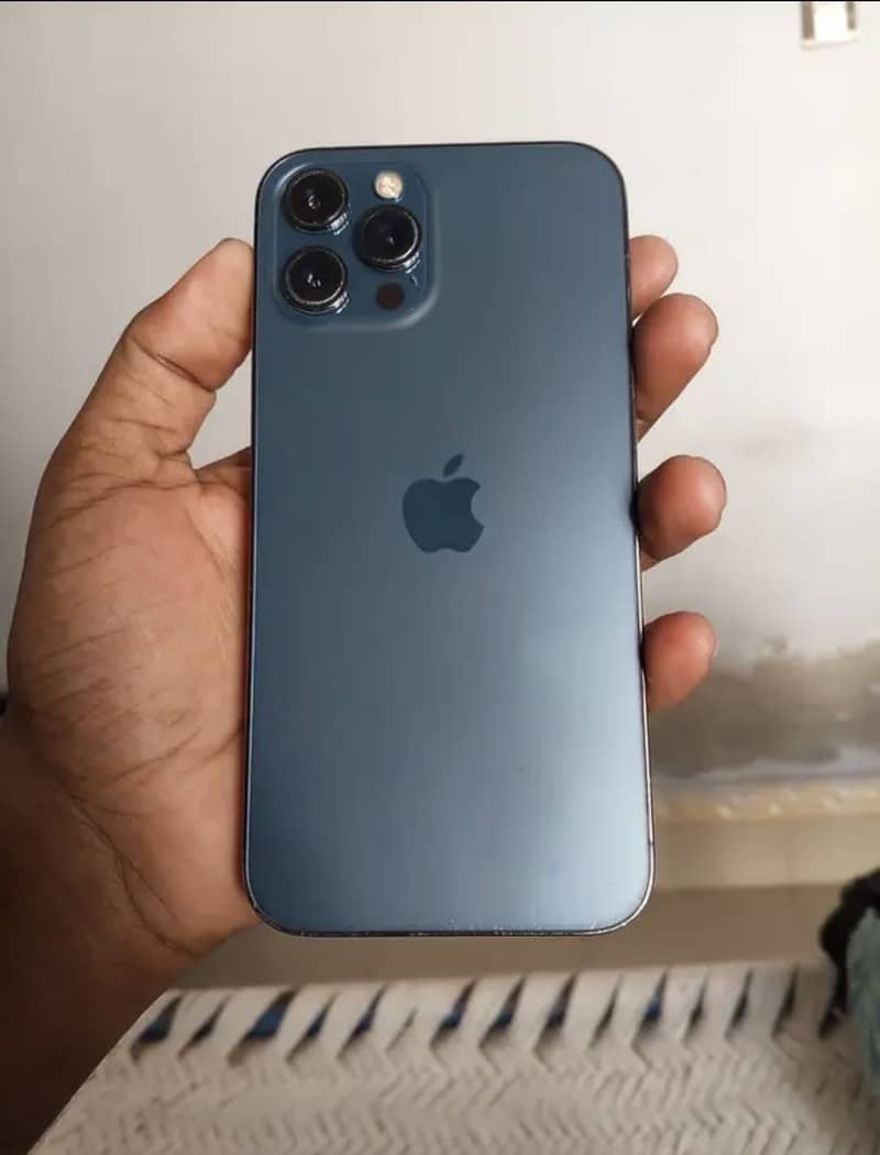 Iphone 12 pro Max 0