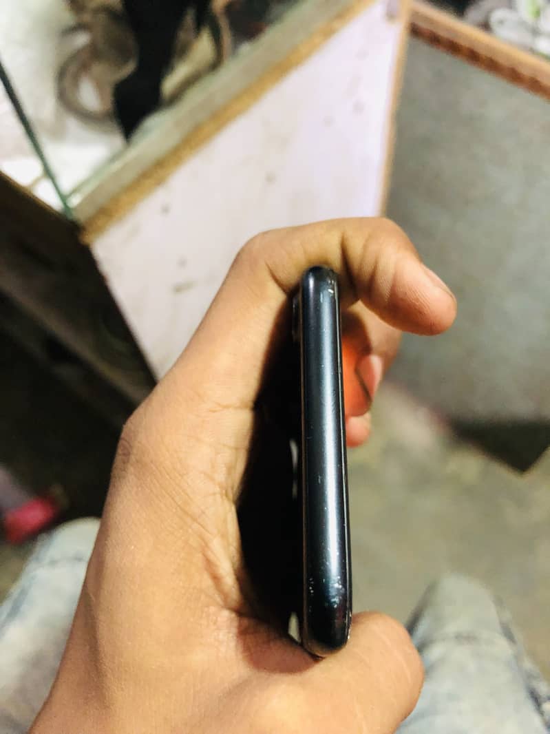 Apple iPhone 7 5