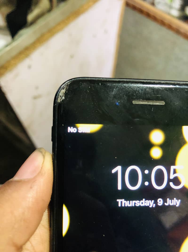 Apple iPhone 7 7