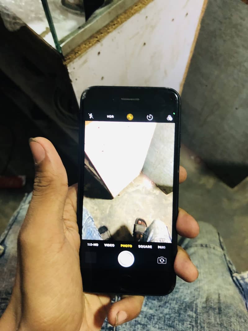 Apple iPhone 7 11