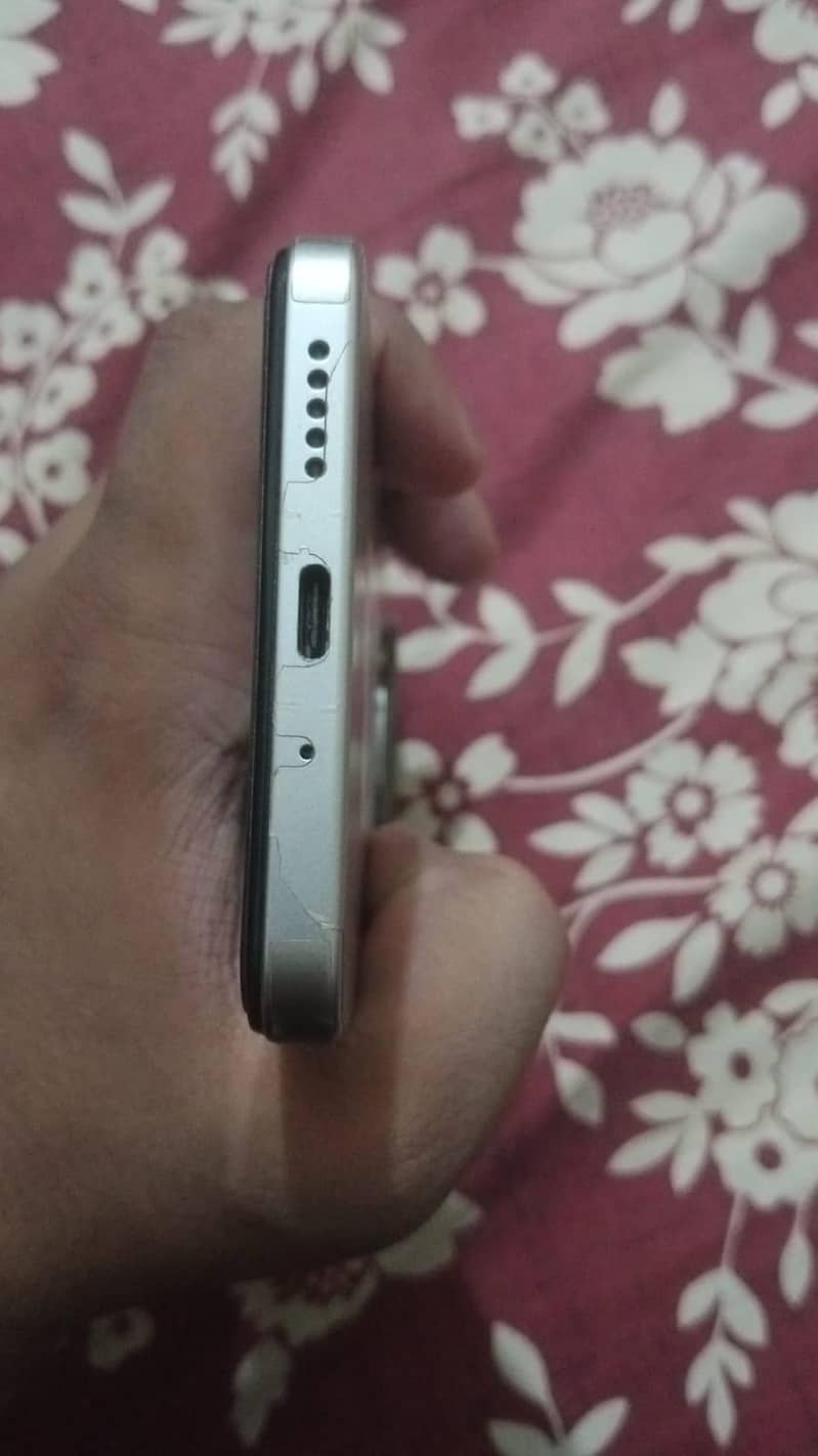 Xiaomi Poco c75 4
