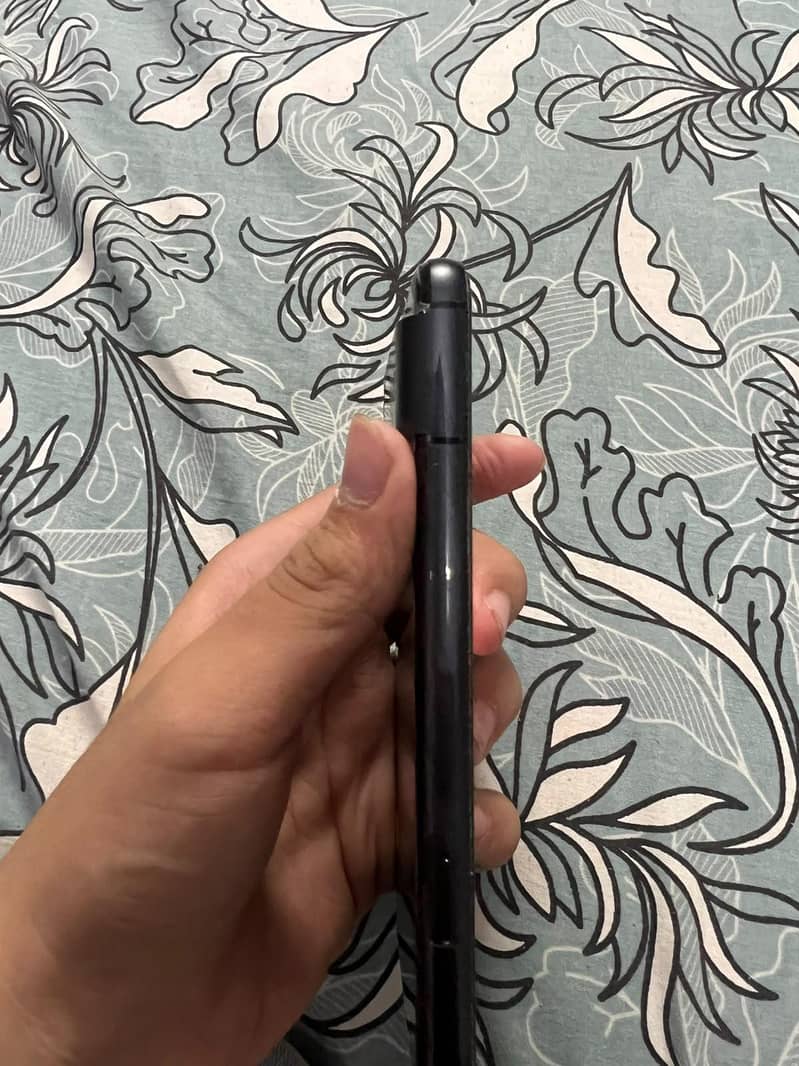 Google Pixel 8 3