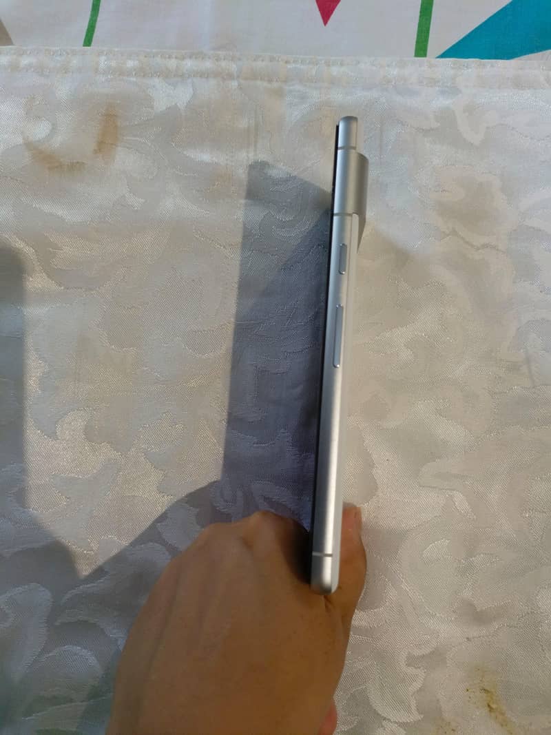 Google Pixel 7 3