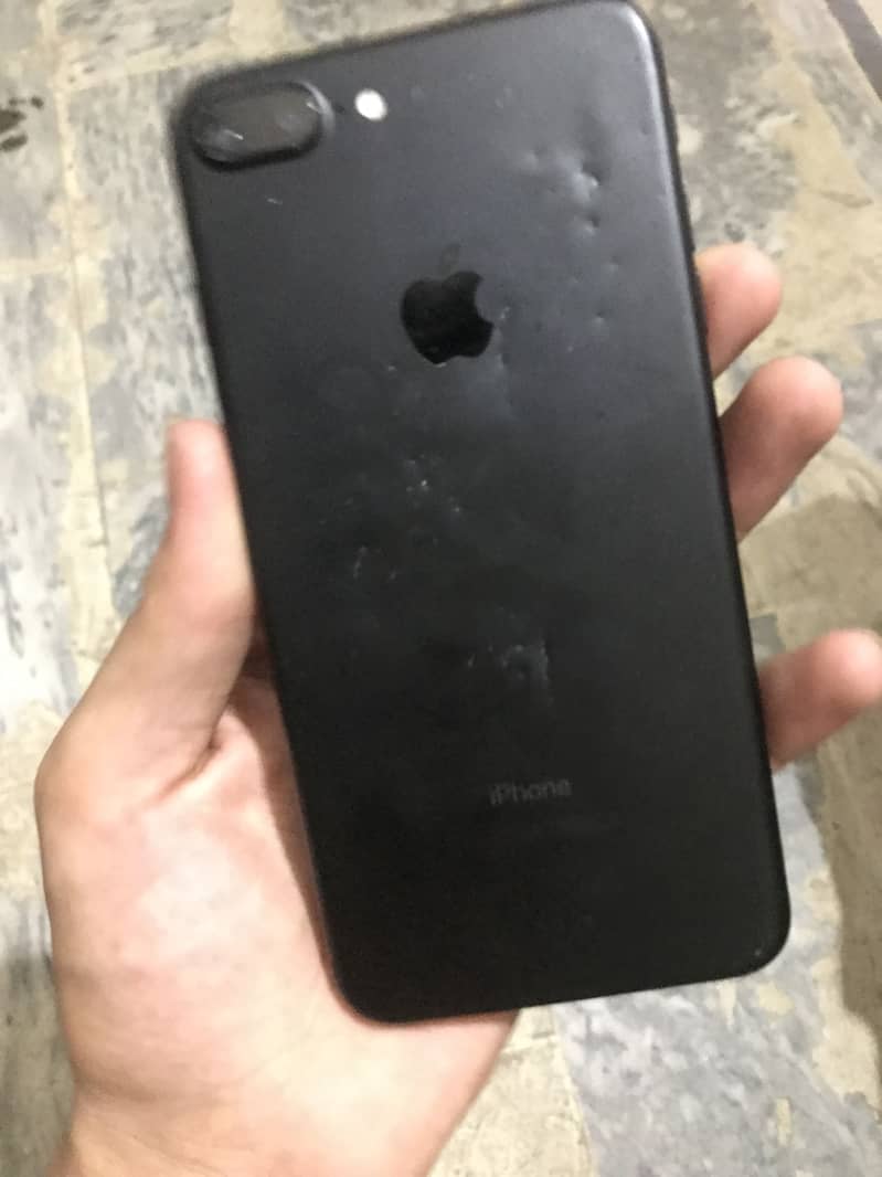 Apple iPhone 7 Plus 10