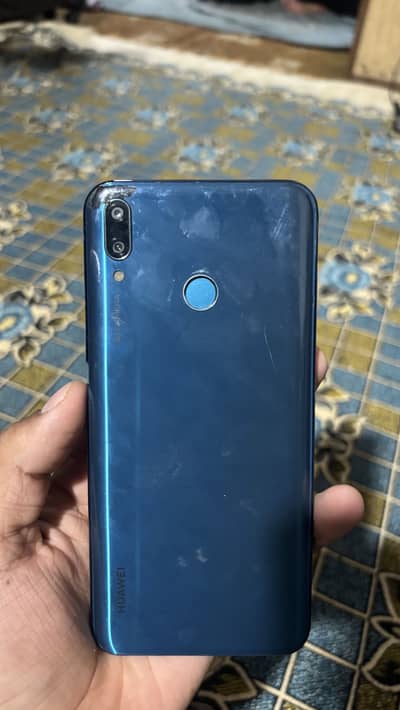 Huawei Y9
