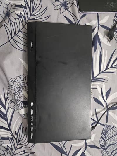 DVD PLAYER 10/10 CONDITION ARGENT SALE