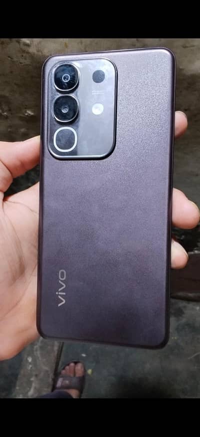 Vivo Y29