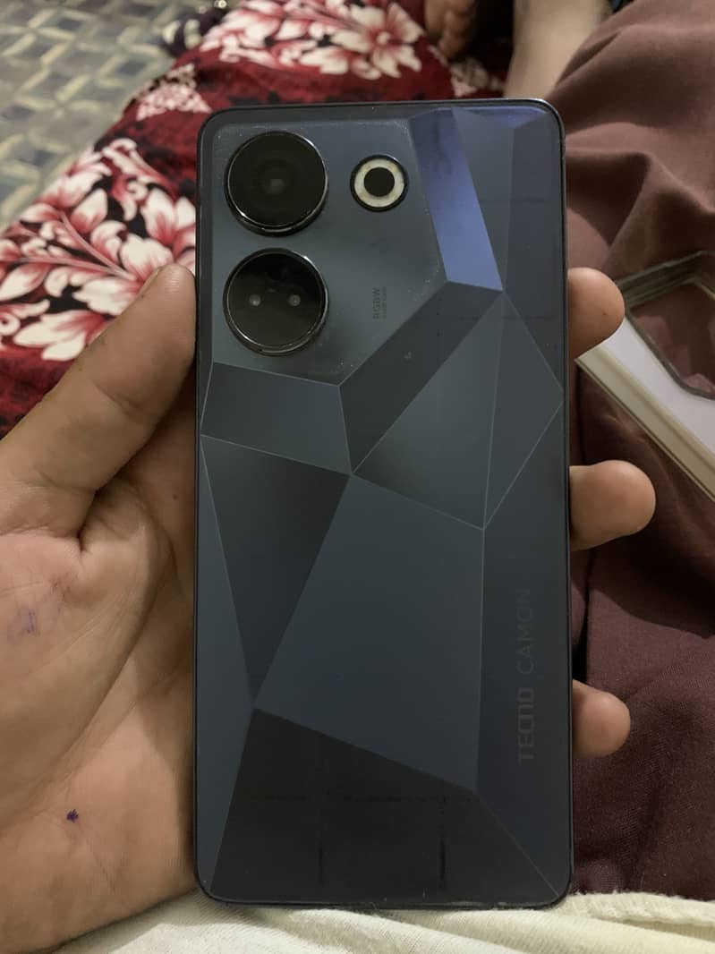 Tecno CAMON 20 3
