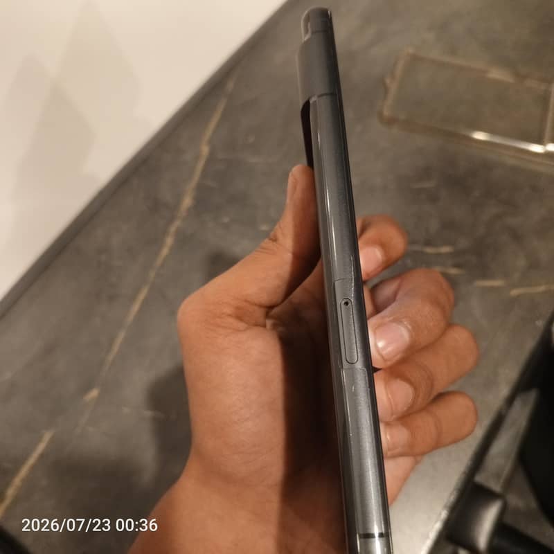 Google Pixel 7 5