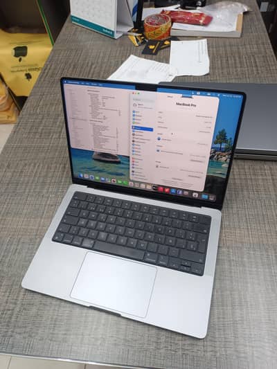 MACBOOK PRO M3 2023 14 INCH 16GB RAM 512GB SSD A GRAD CONDITION