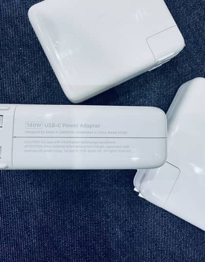 apple macbook 140W type c Original Charger