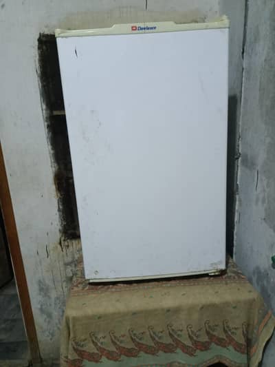 room mini fridge