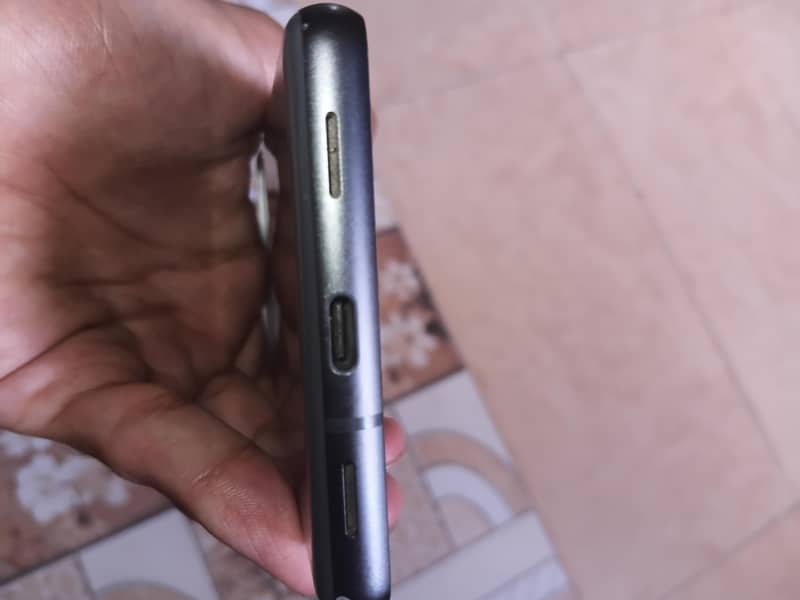 Google Pixel 7a 4