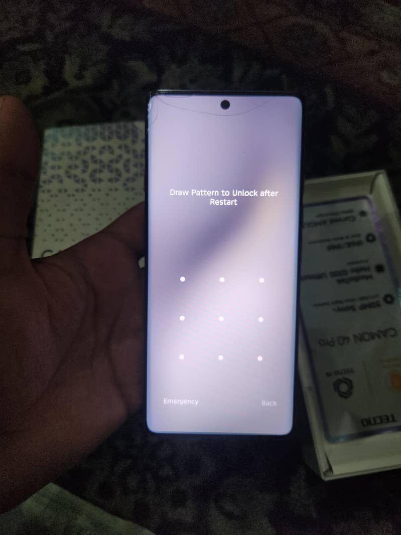 Tecno CAMON 40 Pro  " read description" 4