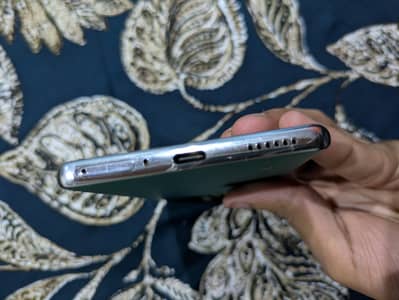 Tecno CAMON 40 Pro 8/256 Urgent sale
