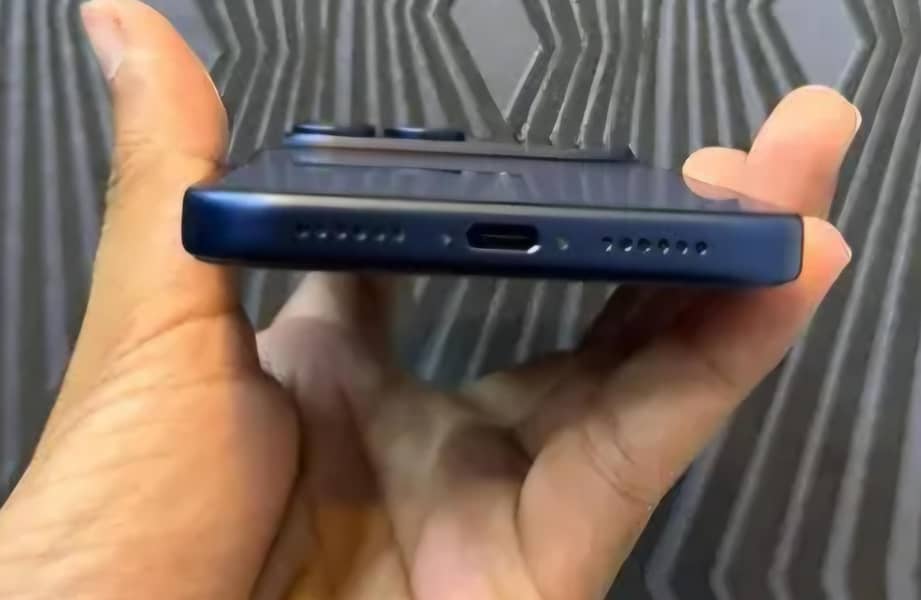 Apple iPhone 17 Pro Max 1