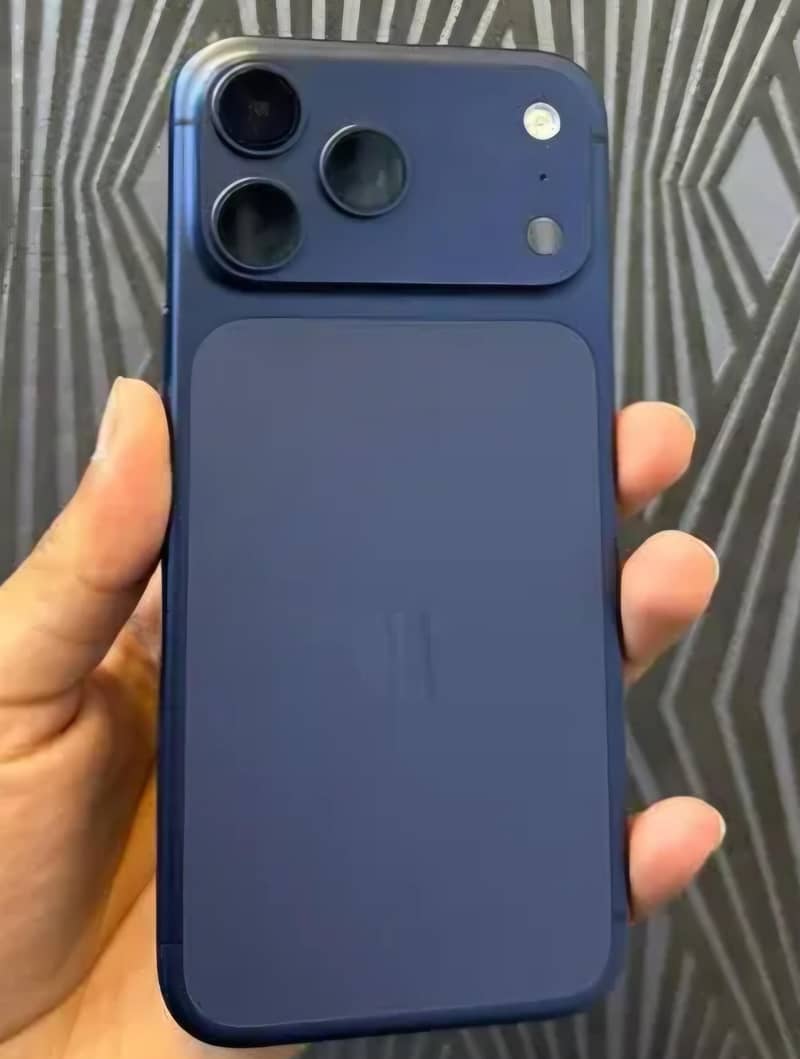 Apple iPhone 17 Pro Max 2