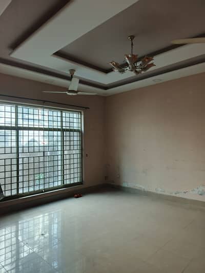 12 Marla Well Furnished Double Stry House For Rent