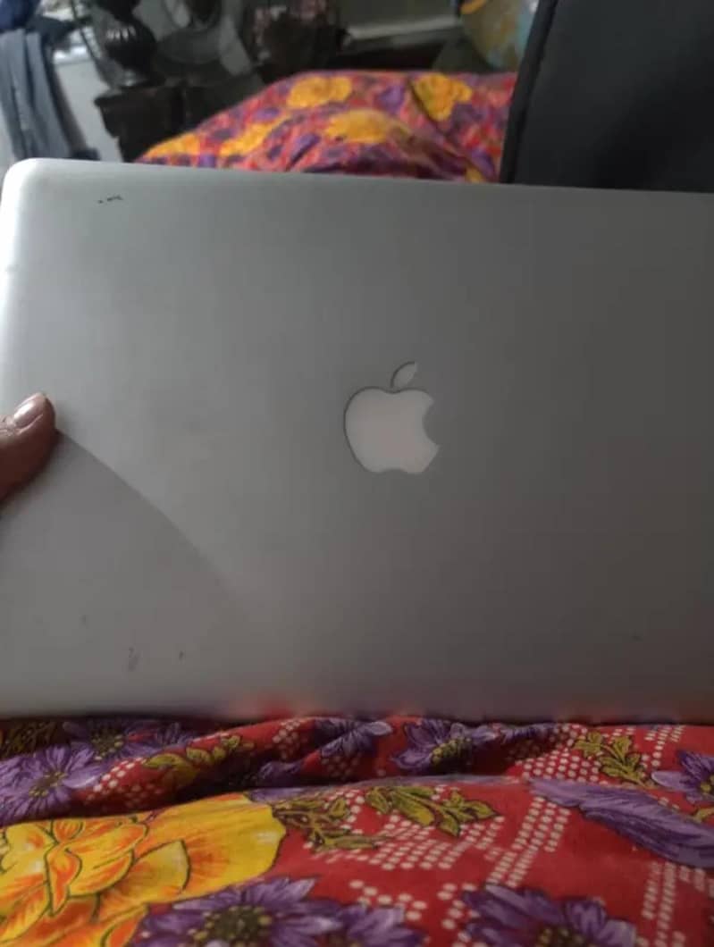 macbook pro 2013 0
