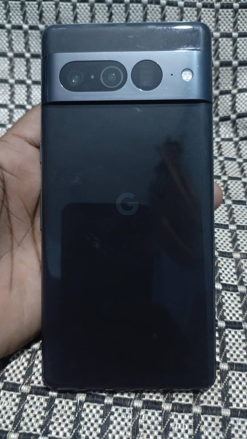 Google Pixel 7 Pro 10