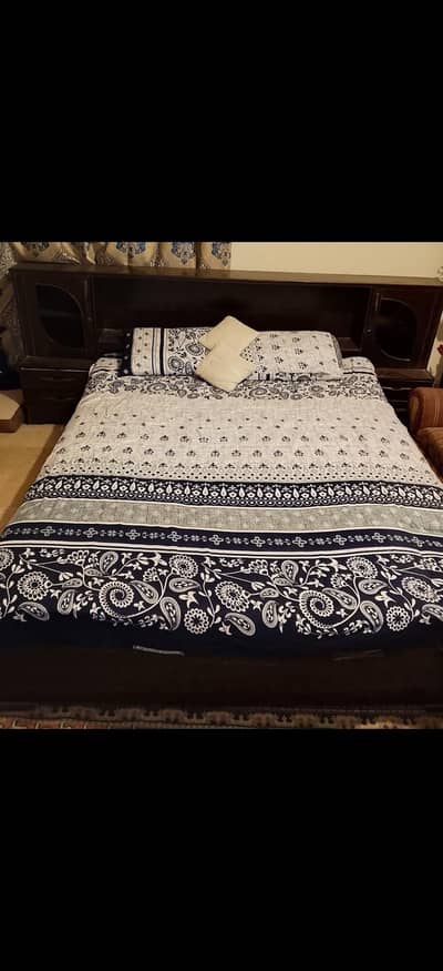 king size bed