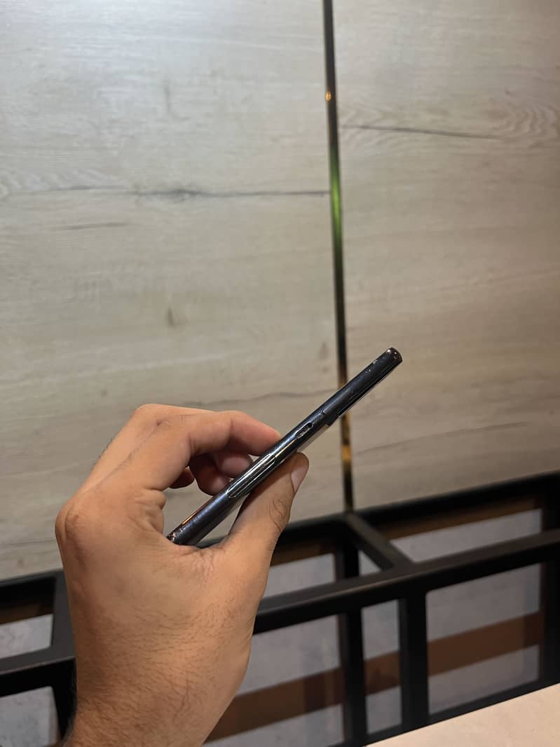 Samsung Mobile S22 official pta 1