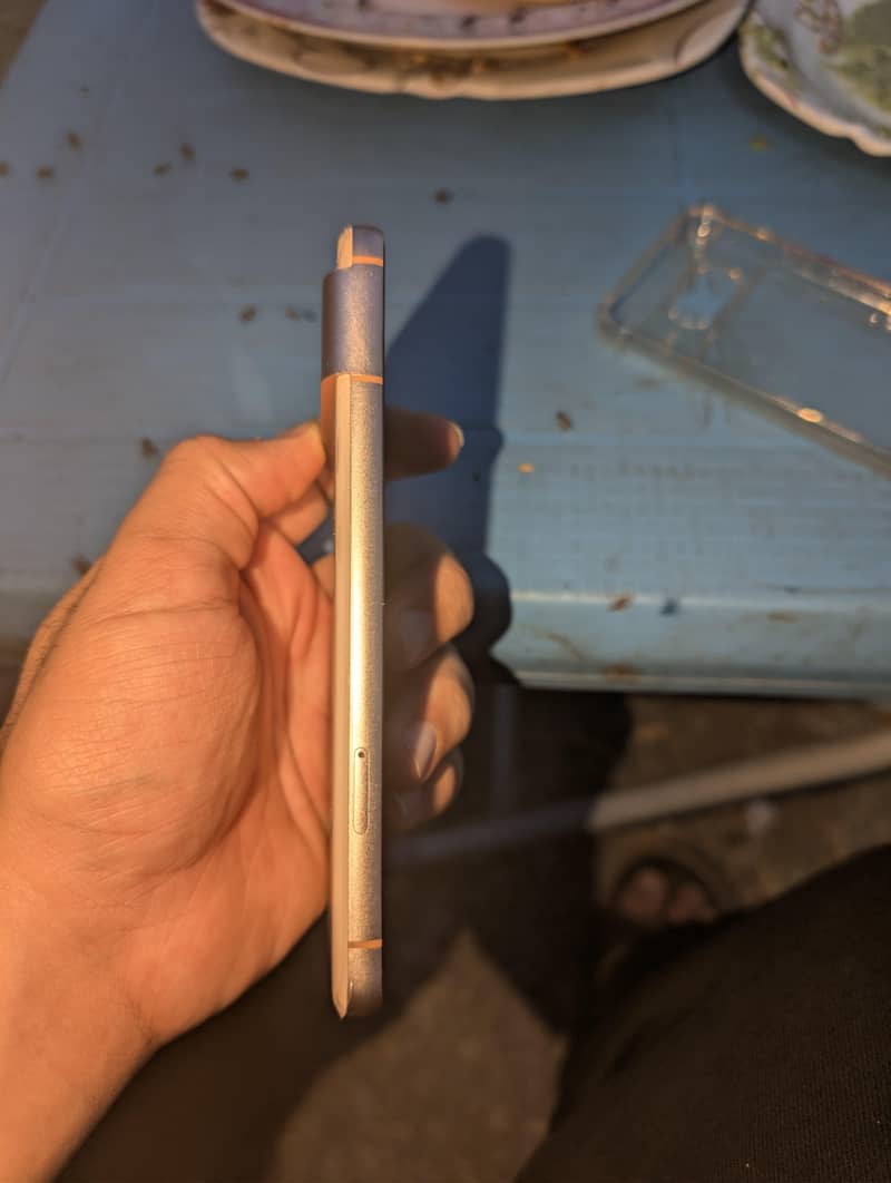 Google Pixel 8 1