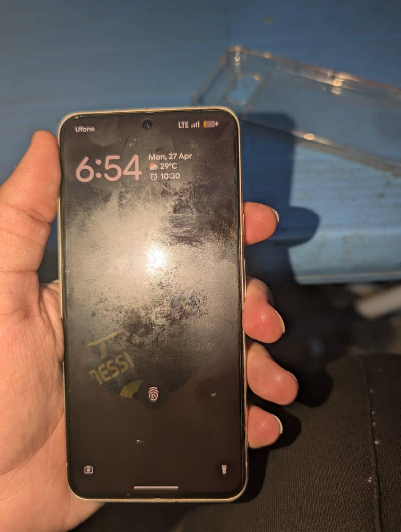 Google Pixel 8 5