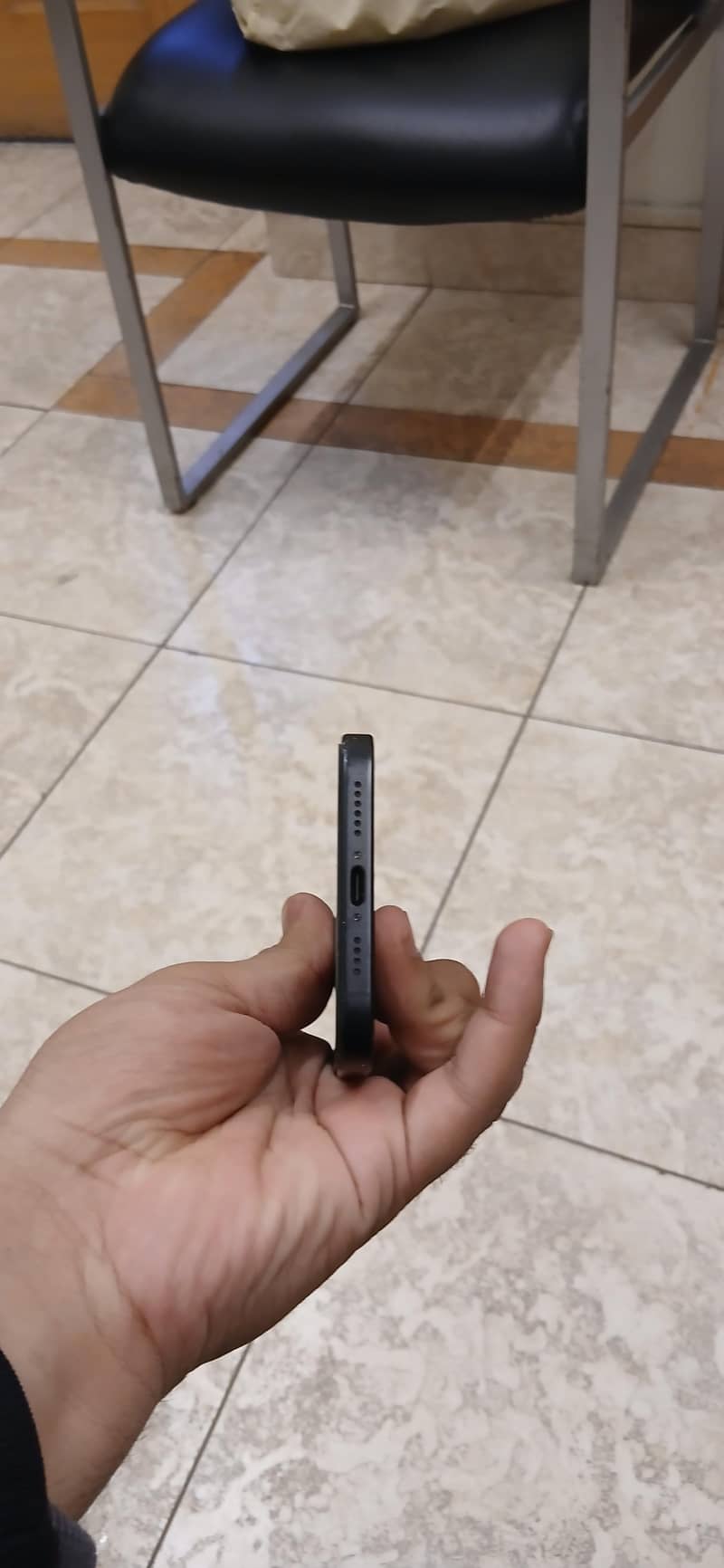 Apple iPhone 16 Plus 2