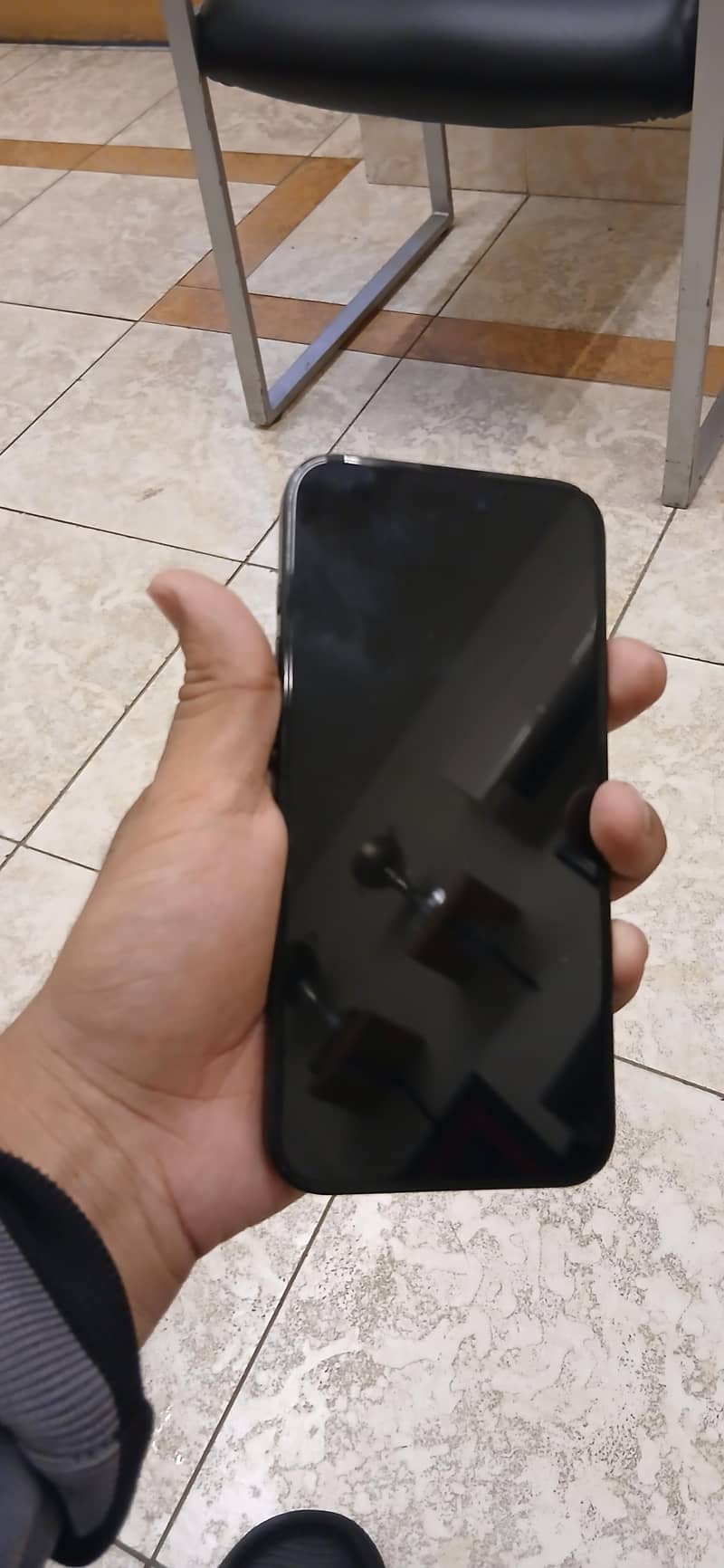 Apple iPhone 16 Plus 4