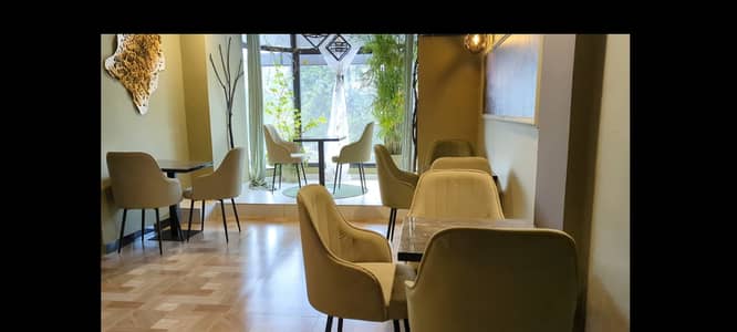 Fast food setup monthly sales 2.5 to 3 lac with proof location f10 ma