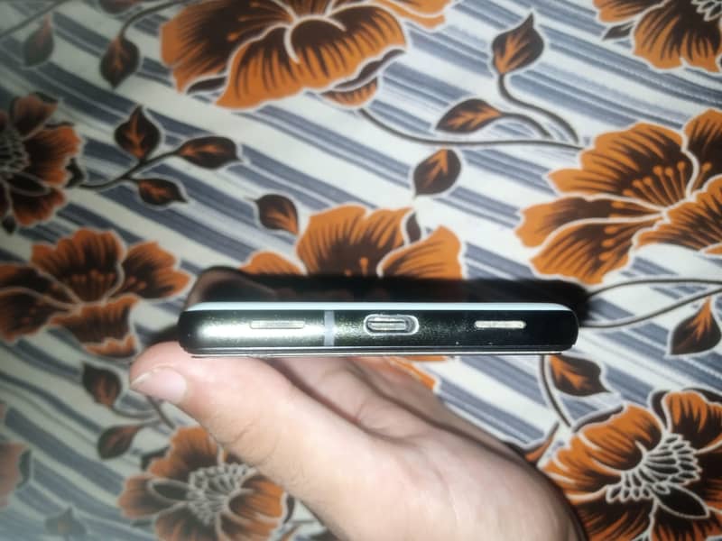 Google Pixel 6a 3