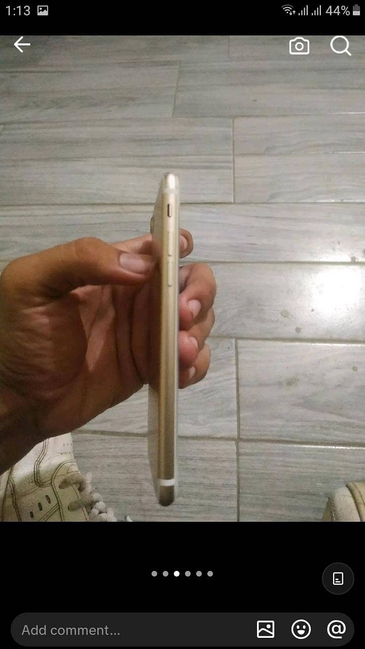 Apple iPhone 7 4