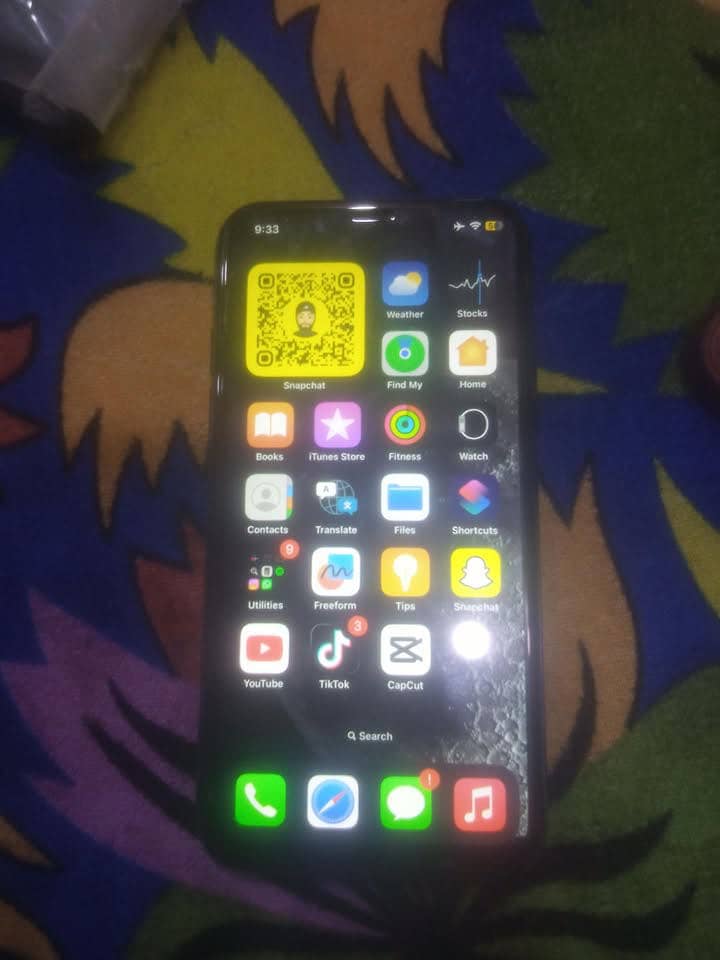 Apple iPhone X 0