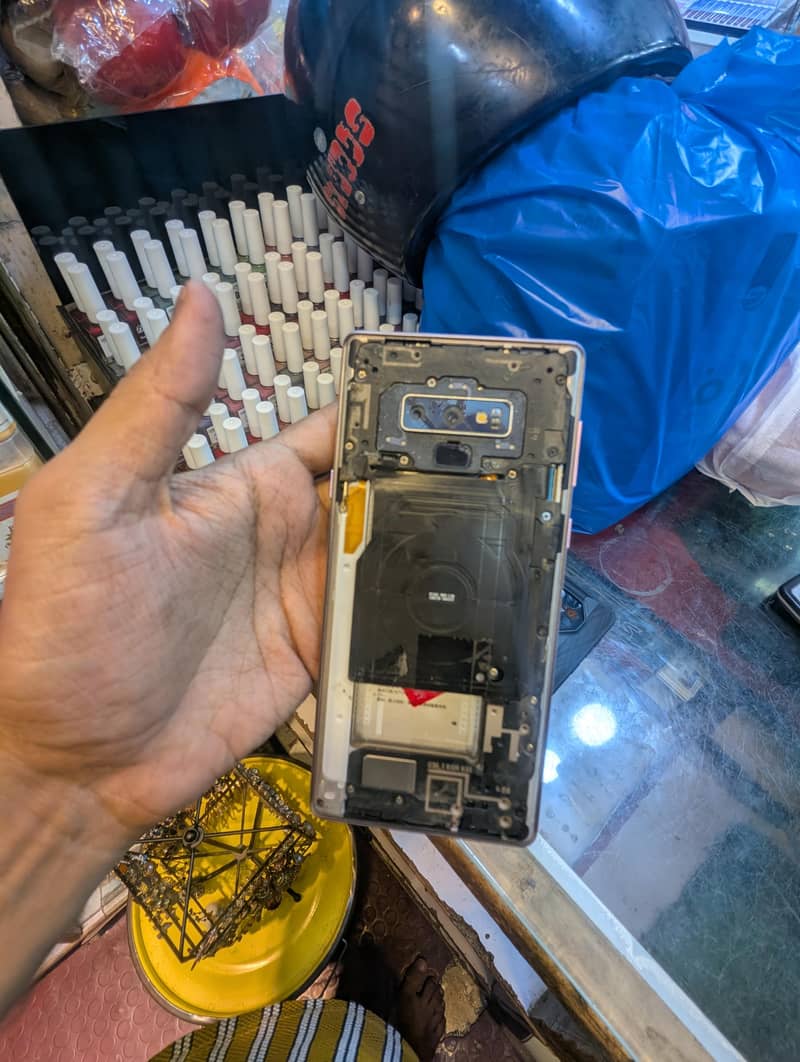 Samsung Mobile Note 9 6
