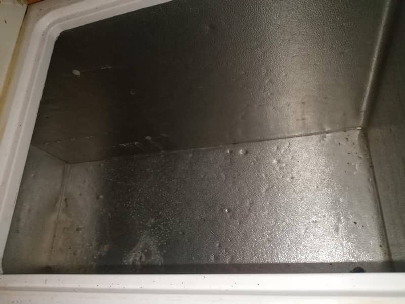 D freezer 0