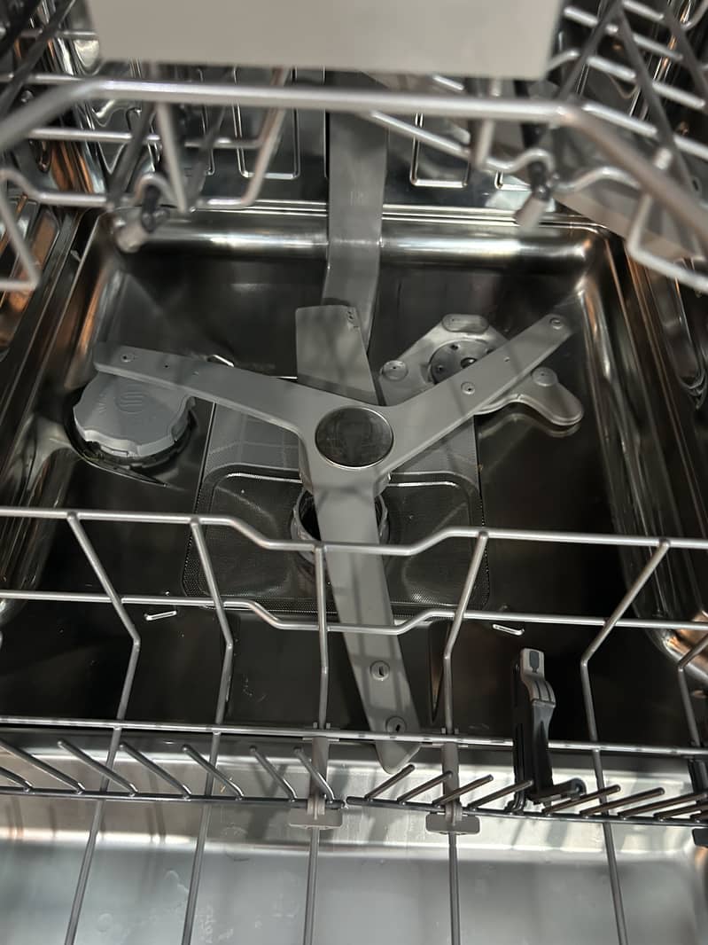 Dawlance automatic door dishwasher 7