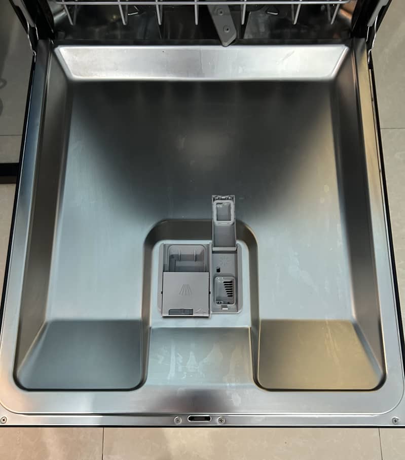 Dawlance automatic door dishwasher 9