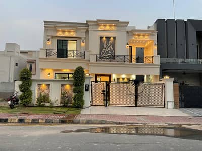 10 Marla Brand New Classic Elevation Double Story House For Sale In Royal Orchard Multan