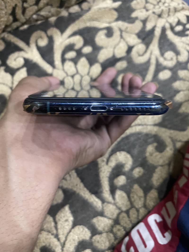 iPhone 11pro max 3