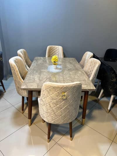 dinning table with 6 chair's at best price
