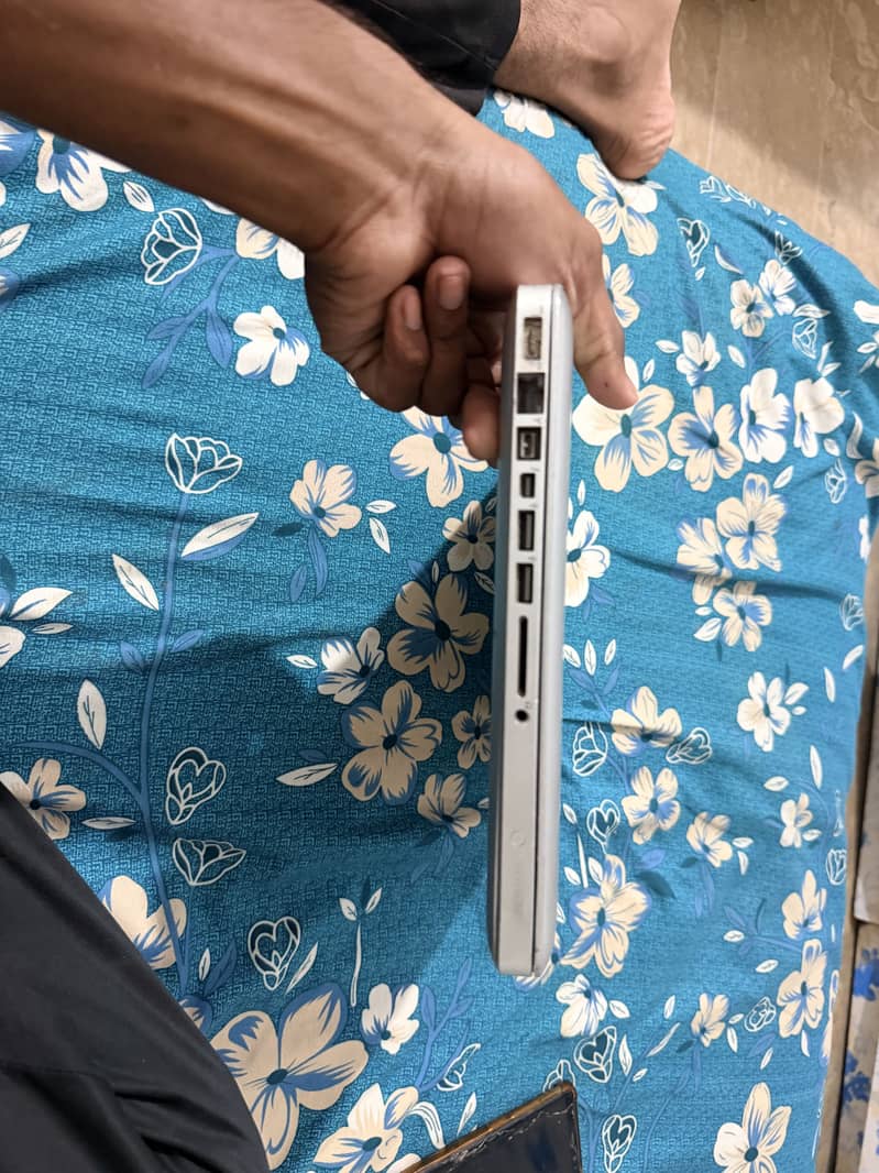 Macbook pro 2012 3