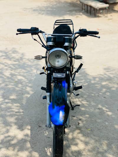 Suzuki GS150 2012 – Excellent Condition