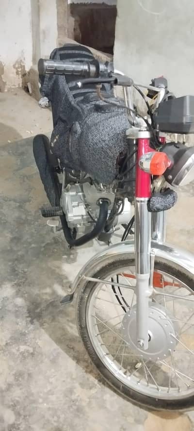 bike selling for argent need money