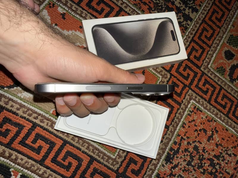 Iphone 15 Pro 6