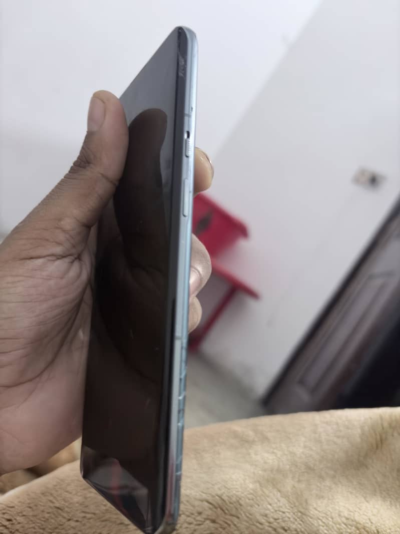 One Plus 9 Pro 1