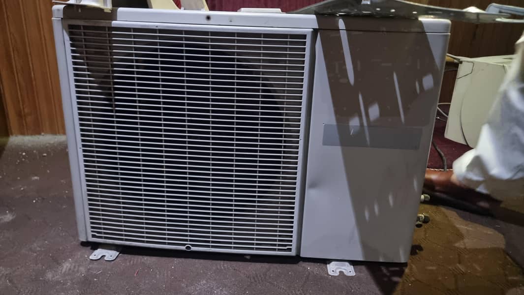 Sharp AC 1.5 ton 4