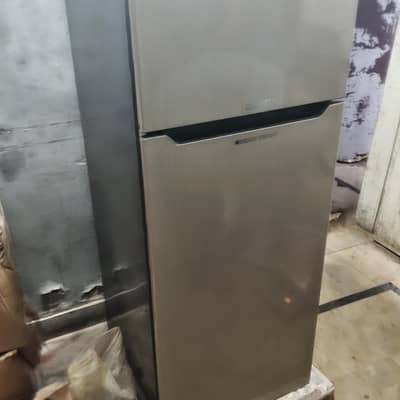 brand new condition fridge