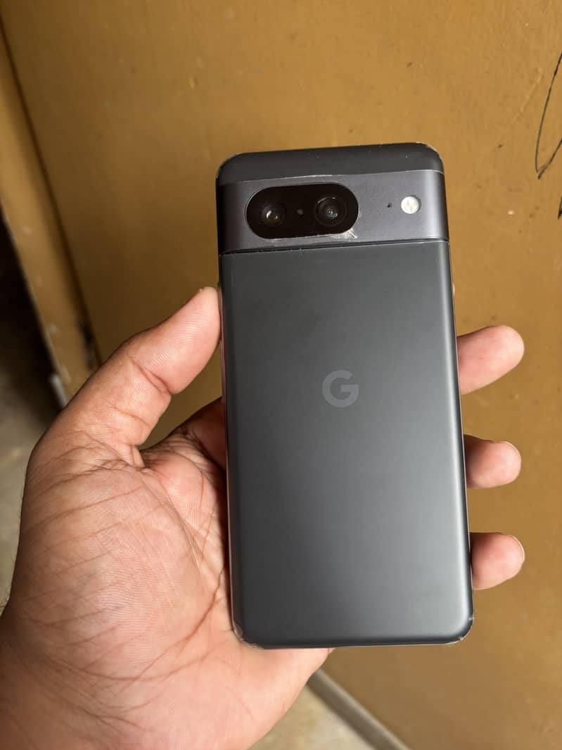 Google Pixel 8 1